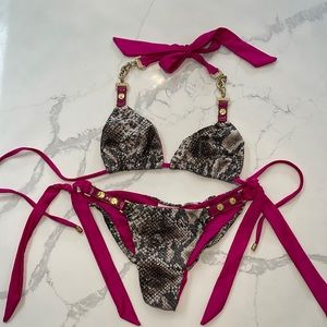 Beach Bunny Snake Skin Bikini Set. Size Medium